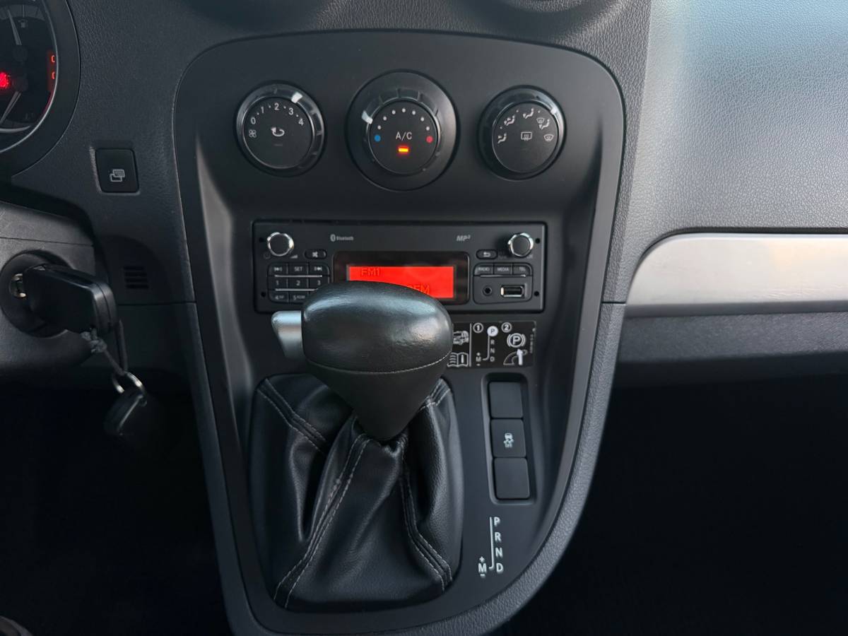 Mercedes-Benz Citan Mercedes-Benz Citan 112 1.2 Benzine Ambiente Automaat Airco Elk.Ramen Cruise Control Dubbele Schuifderen zeer nette!!