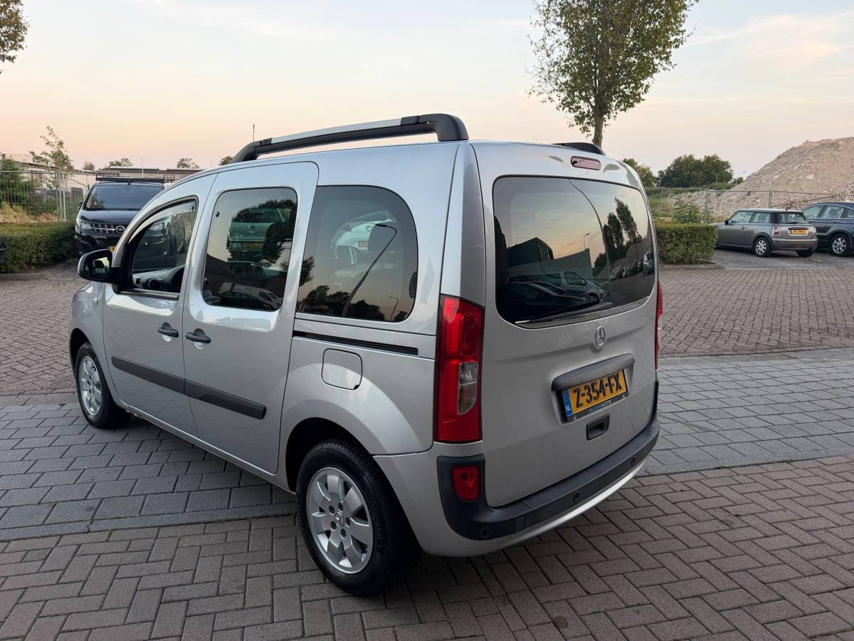 Mercedes-Benz Citan Mercedes-Benz Citan 112 1.2 Benzine Ambiente Automaat Airco Elk.Ramen Cruise Control Dubbele Schuifderen zeer nette!!