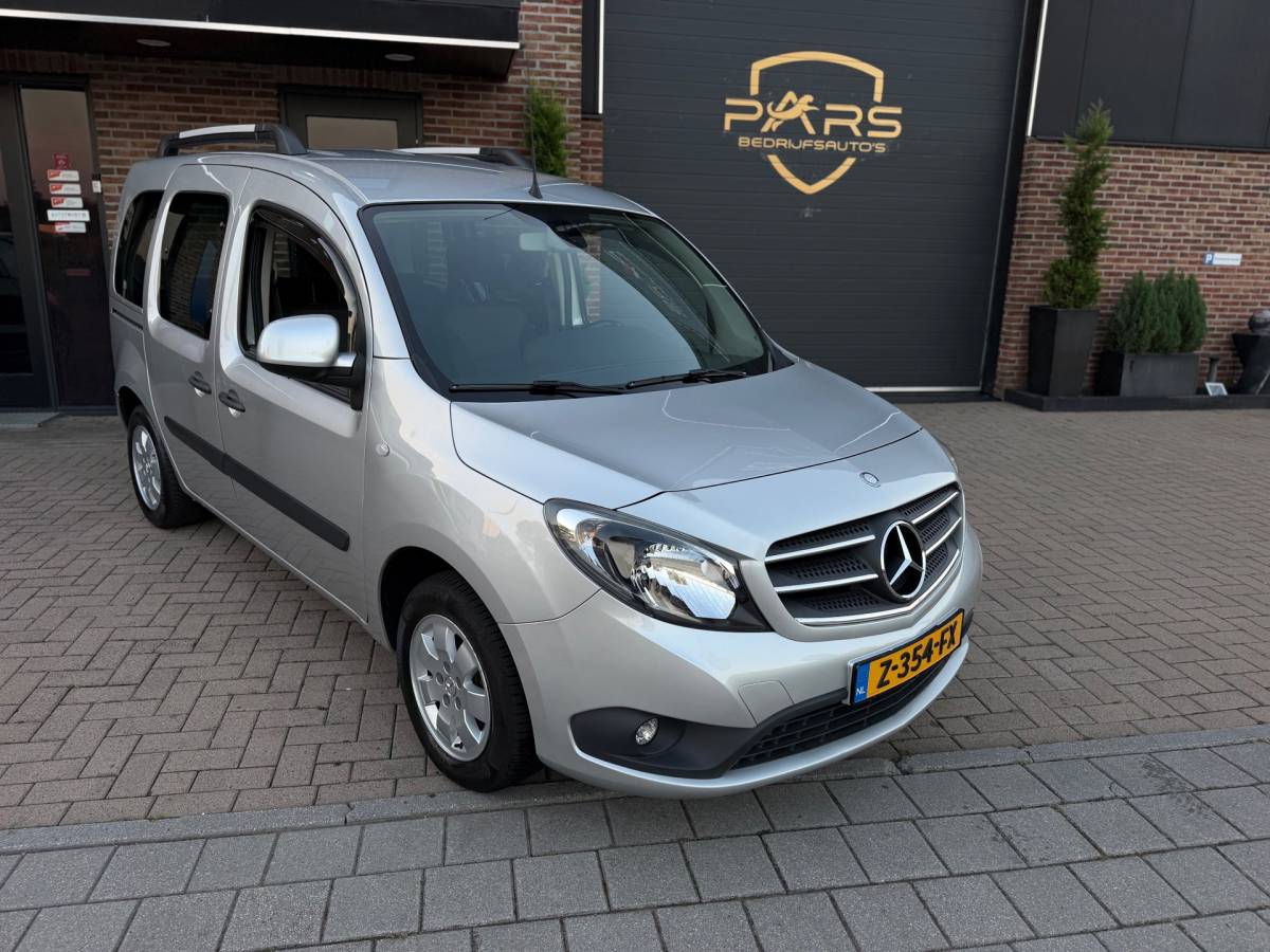 Mercedes-Benz Citan Mercedes-Benz Citan 112 1.2 Benzine Ambiente Automaat Airco Elk.Ramen Cruise Control Dubbele Schuifderen zeer nette!!