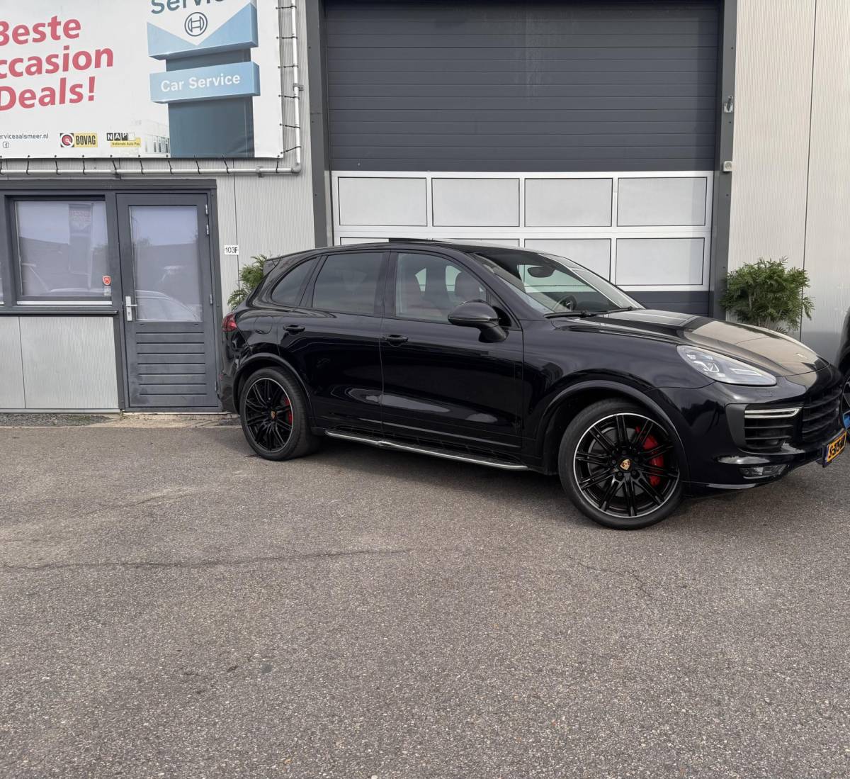 Porsche Cayenne Porsche Cayenne 3.6 GTS / Luchtvering / Pano / INRUIL MOGELIJK /