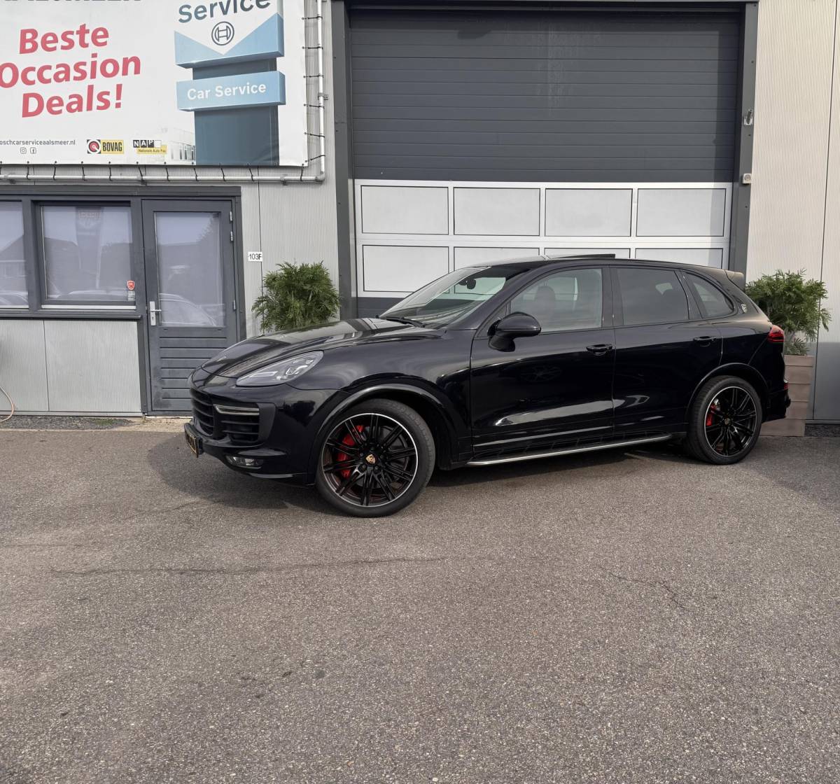 Porsche Cayenne Porsche Cayenne 3.6 GTS / Luchtvering / Pano / INRUIL MOGELIJK /