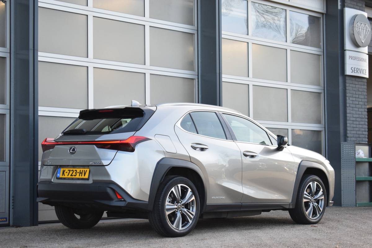 Lexus UX Lexus UX 300e Business 54 kWh OrigNL | NAP