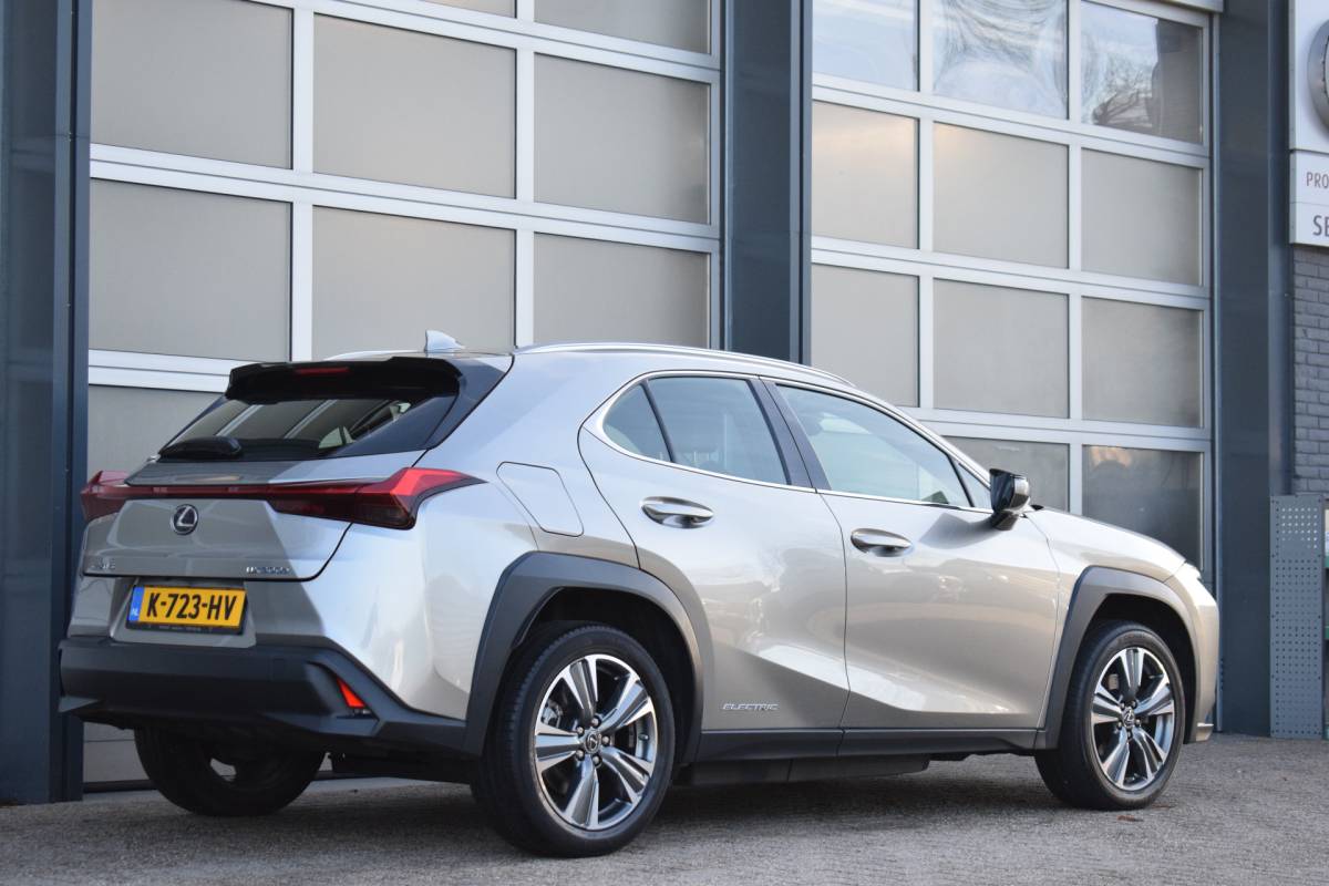 Lexus UX Lexus UX 300e Business 54 kWh OrigNL | NAP