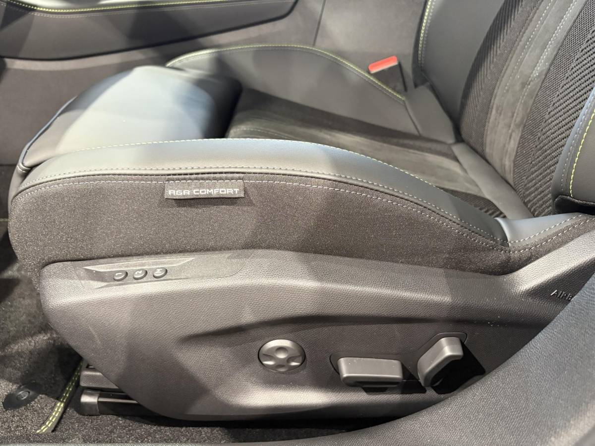 Peugeot 308 Peugeot 308 SW 1.6 Plug-in Hybrid 195 GT Leverbaar per november