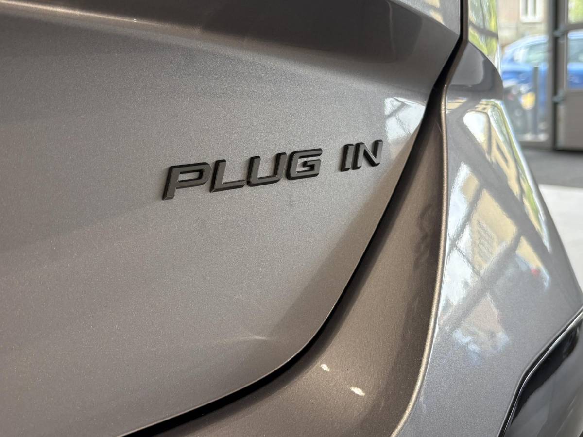 Peugeot 308 Peugeot 308 SW 1.6 Plug-in Hybrid 195 GT Leverbaar per november