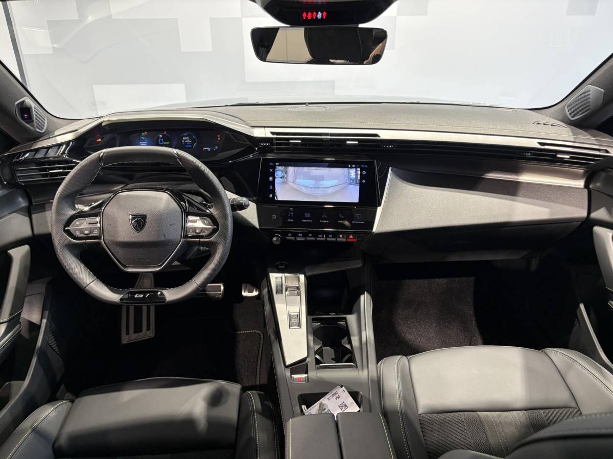 Peugeot 308 Peugeot 308 SW 1.6 Plug-in Hybrid 195 GT Leverbaar per november