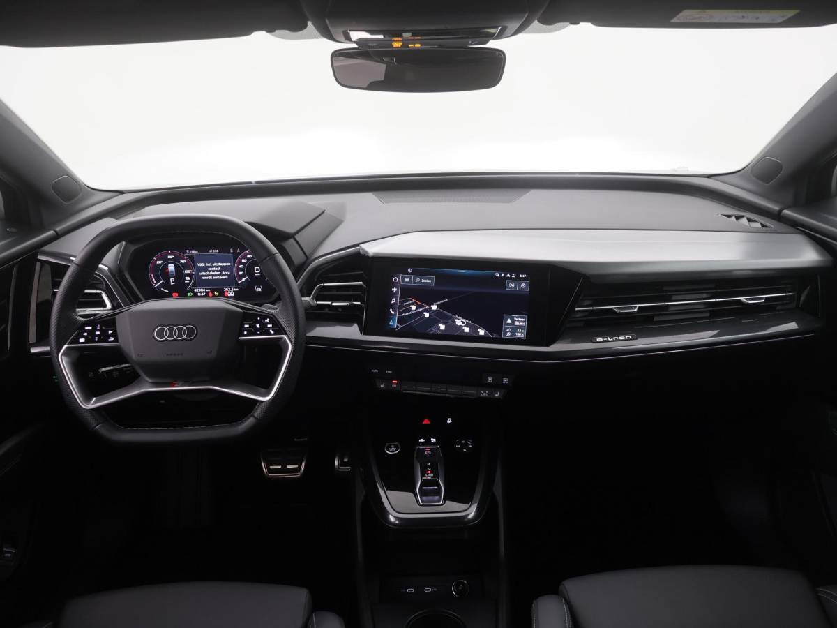 Audi Q4 e-tron Audi Q4 e-tron 35 Advanced edition 55 kWh 2X S-LINE|SOH91%|LEER|STOELVERW|20INCH|VIRTUAL|ELEK.ACHTERKLEP|ACC