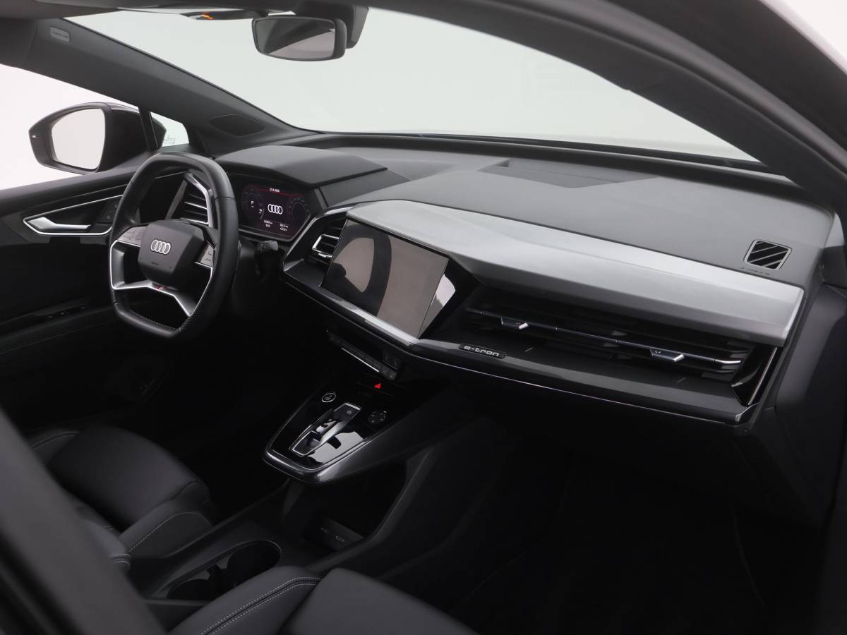 Audi Q4 e-tron Audi Q4 e-tron 35 Advanced edition 55 kWh 2X S-LINE|SOH91%|LEER|STOELVERW|20INCH|VIRTUAL|ELEK.ACHTERKLEP|ACC