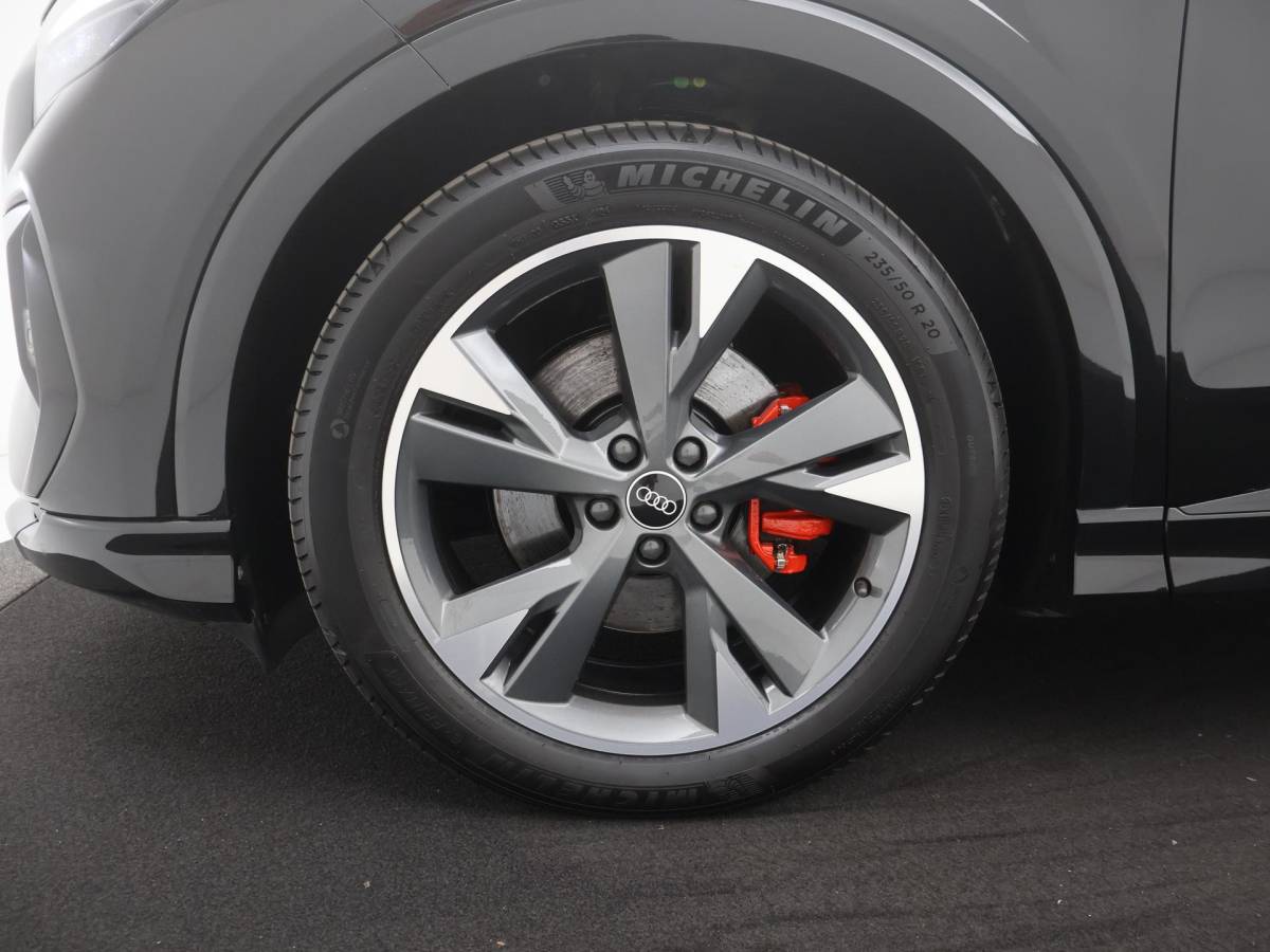 Audi Q4 e-tron Audi Q4 e-tron 35 Advanced edition 55 kWh 2X S-LINE|SOH91%|LEER|STOELVERW|20INCH|VIRTUAL|ELEK.ACHTERKLEP|ACC