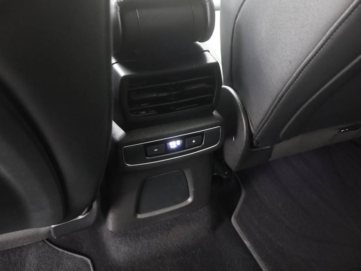 Audi Q4 e-tron Audi Q4 e-tron 35 Advanced edition 55 kWh 2X S-LINE|SOH91%|LEER|STOELVERW|20INCH|VIRTUAL|ELEK.ACHTERKLEP|ACC