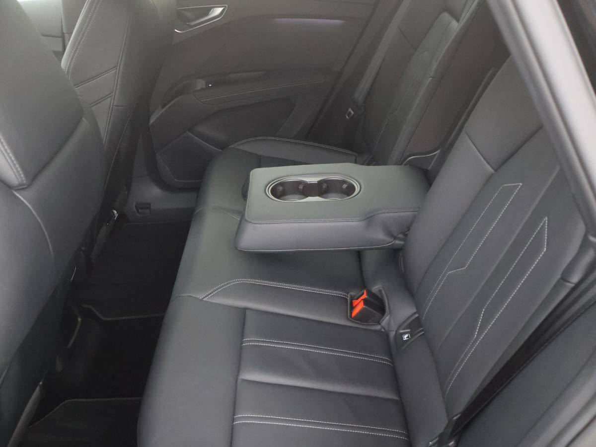 Audi Q4 e-tron Audi Q4 e-tron 35 Advanced edition 55 kWh 2X S-LINE|SOH91%|LEER|STOELVERW|20INCH|VIRTUAL|ELEK.ACHTERKLEP|ACC