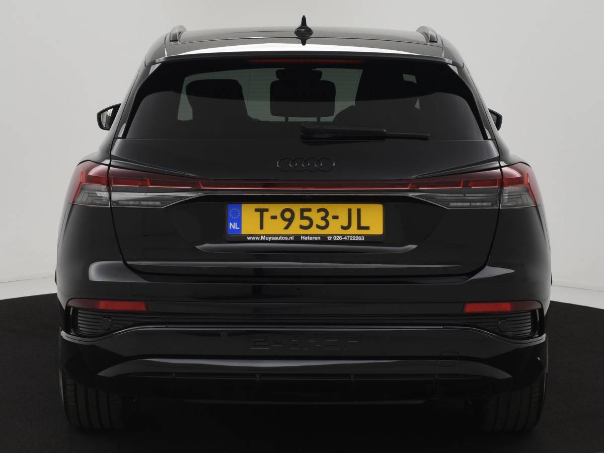 Audi Q4 e-tron Audi Q4 e-tron 35 Advanced edition 55 kWh 2X S-LINE|SOH91%|LEER|STOELVERW|20INCH|VIRTUAL|ELEK.ACHTERKLEP|ACC