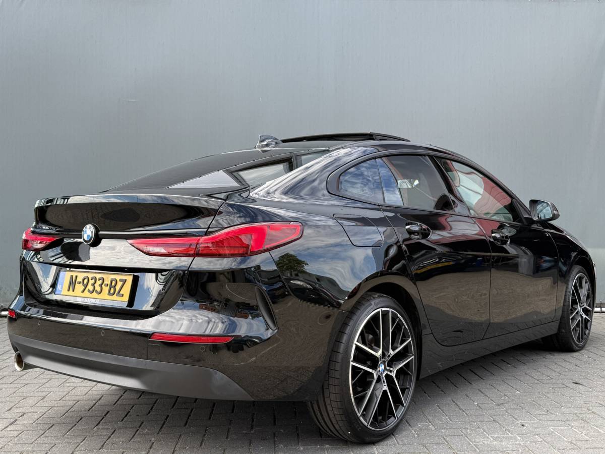 BMW 2 Serie BMW 2-serie Gran Coupé BWJ 2021 218i 136 PK Business Edition AUTOMAAT | PANODAK | CARPLAY+ANDROID  | NAVI | CLIMA | CRUISE | FULL LED | M-VELGEN | PDC | GETINT GLAS |