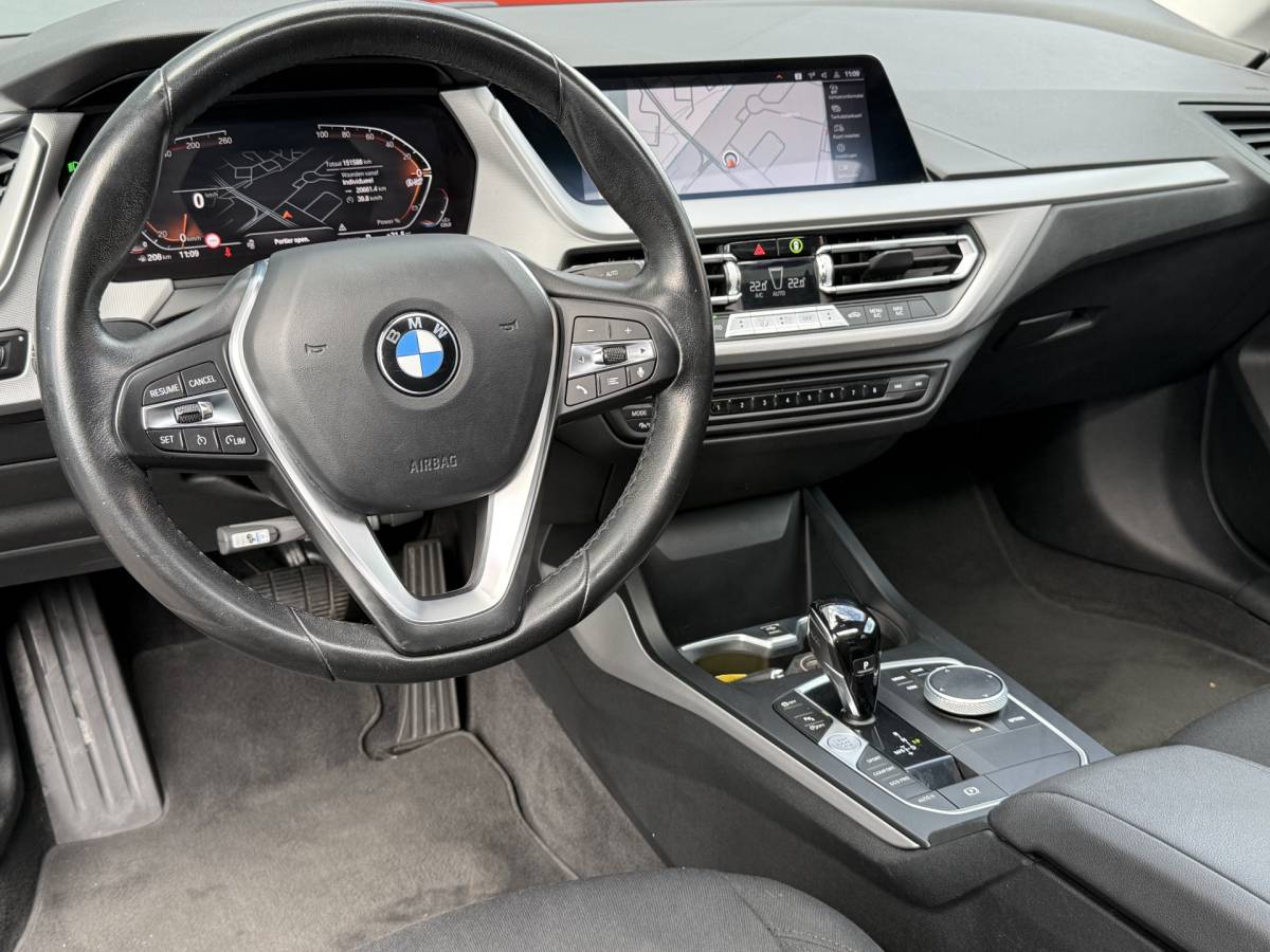 BMW 2 Serie BMW 2-serie Gran Coupé BWJ 2021 218i 136 PK Business Edition AUTOMAAT | PANODAK | CARPLAY+ANDROID  | NAVI | CLIMA | CRUISE | FULL LED | M-VELGEN | PDC | GETINT GLAS |