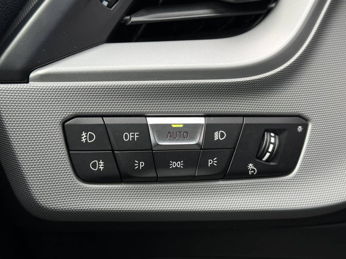 BMW 2 Serie BMW 2-serie Gran Coupé BWJ 2021 218i 136 PK Business Edition AUTOMAAT | PANODAK | CARPLAY+ANDROID  | NAVI | CLIMA | CRUISE | FULL LED | M-VELGEN | PDC | GETINT GLAS |