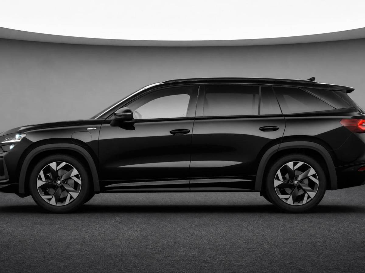 Škoda Kodiaq Škoda Kodiaq Sportline Limited PHEV 204 PK SUV | Trekhaak uitklapbaar | Panorama dak | 2.000,- inruilbonus!!