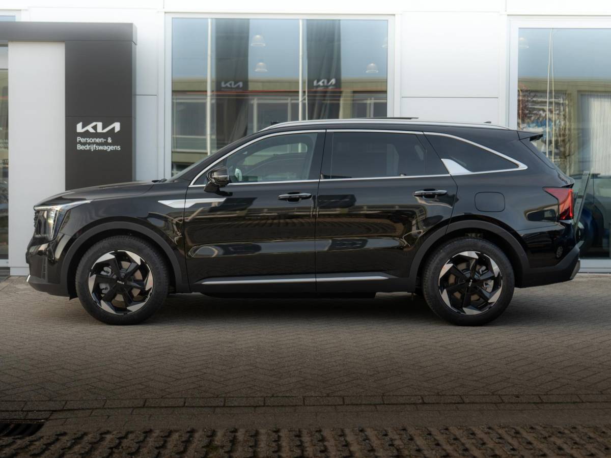Kia Sorento Kia Sorento 1.6 T-GDi Plug-in Hybrid 4WD DynamicPlusLine 7p | Actieprijs* | Bose | Schuifkanteldak | ZOMERDEAL | Navi. | Clima. | Adapt. Cruise. | Dodehoekassistentie | Panodak | Stoel&Stuur Verwarming