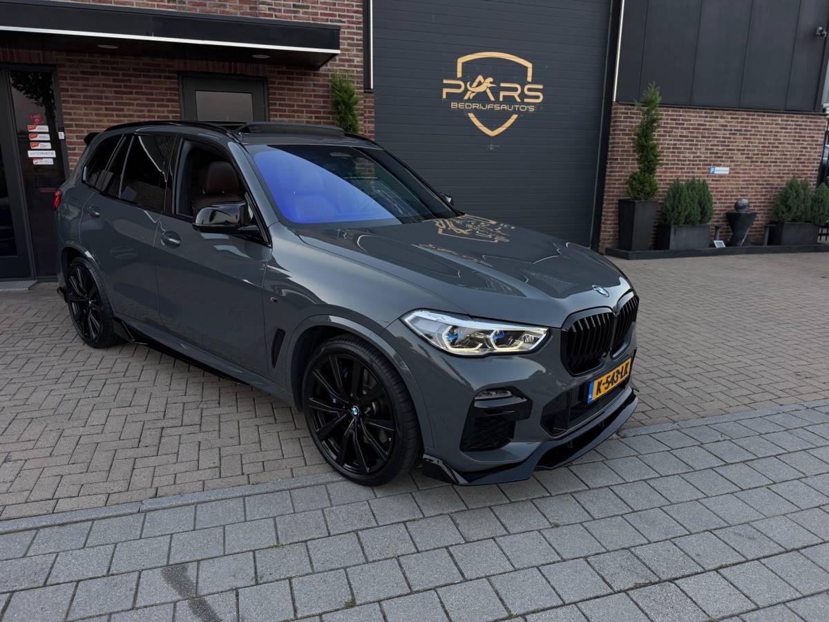 BMW X5 BMW X5 XDrive45e High Executive + M Performance Dravitgrau Laserlight Sky Lounge Panoramadak Body kit Bom Volle!!