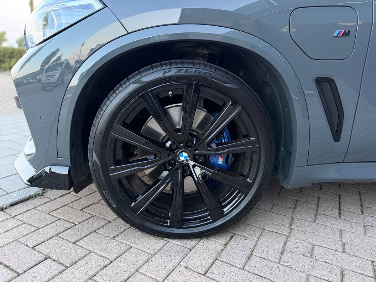 BMW X5 BMW X5 XDrive45e High Executive + M Performance Dravitgrau Laserlight Sky Lounge Panoramadak Body kit Bom Volle!!
