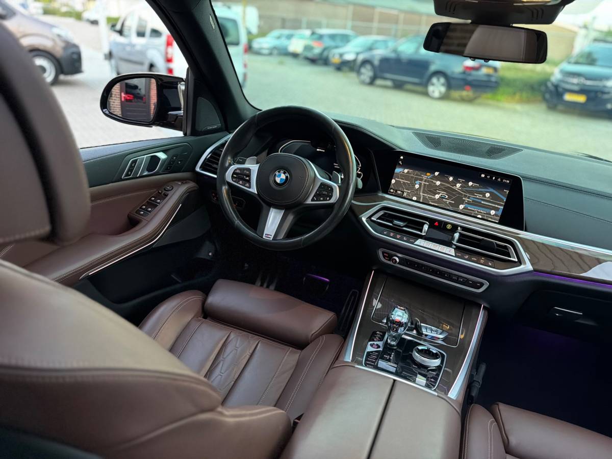 BMW X5 BMW X5 XDrive45e High Executive + M Performance Dravitgrau Laserlight Sky Lounge Panoramadak Body kit Bom Volle!!
