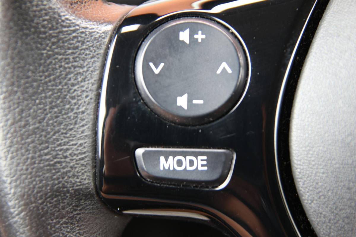 Toyota Aygo Toyota Aygo 1.0 VVT-i 73pk x-clusiv UNIEK! | NL-auto | Unieke kleur! | Luxe! | Airco | Cruise control | Multimedia | Elek. ramen | Metallic lak |