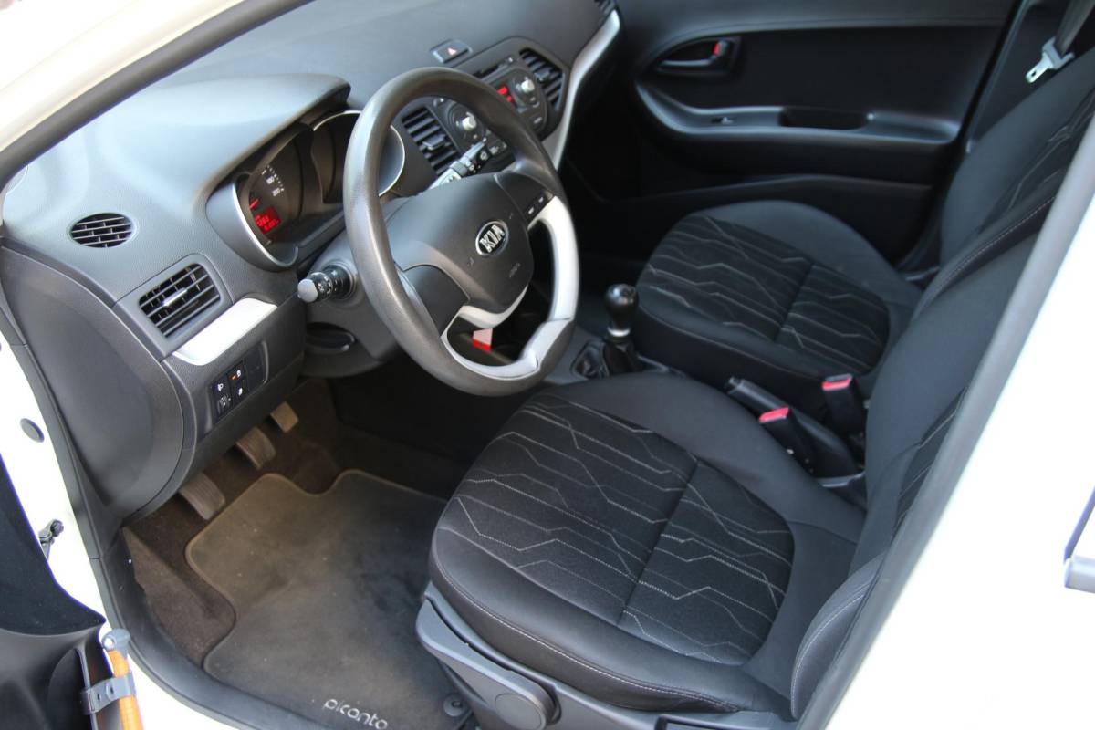Kia Picanto Kia Picanto 1.0 CVVT 66pk ComfortLine | NL-auto | 5 deuren | Airco | Centr. deurvergr. | Elek. ramen |