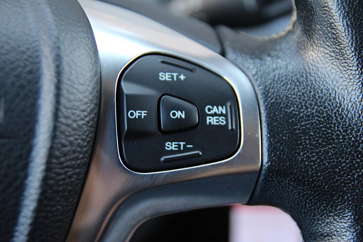 Ford Fiesta Ford Fiesta 1.0 EcoBoost 100pk Titanium | NL-auto | 5 deuren | Cruise control | Climate control | Centr. deurvergr. | Elek. ramen | Lichtm. velgen | Navigatie |