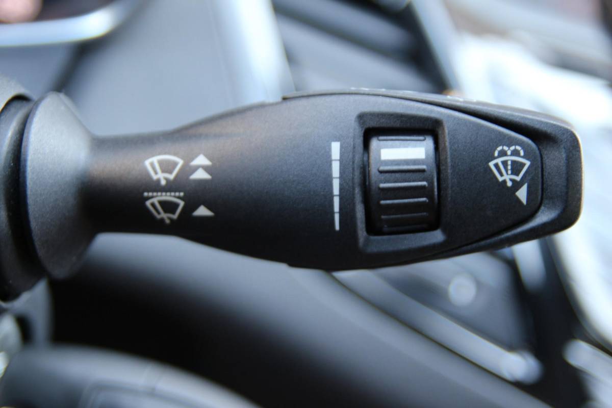 Ford Fiesta Ford Fiesta 1.0 EcoBoost 100pk Titanium | NL-auto | 5 deuren | Cruise control | Climate control | Centr. deurvergr. | Elek. ramen | Lichtm. velgen | Navigatie |
