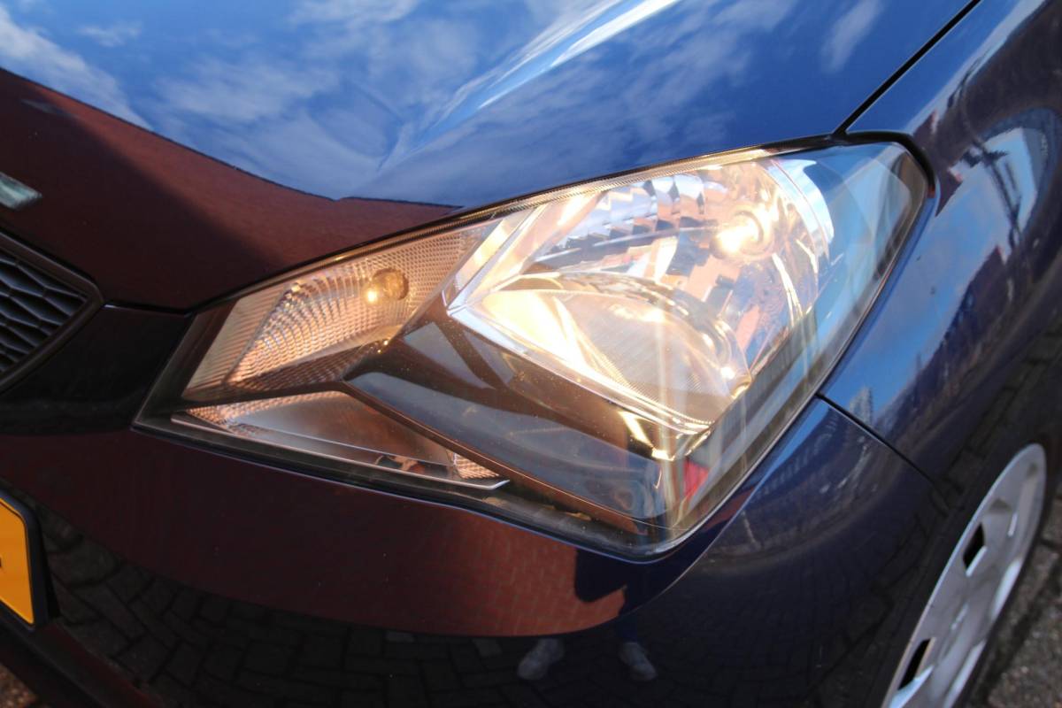 SEAT Mii SEAT Mii 1.0 60pk Style Dynamic | NL-auto | 5 deuren | Airco | Elek. ramen | Centr. deurvegr. | Metallic lak | Stuurbekrachtiging |