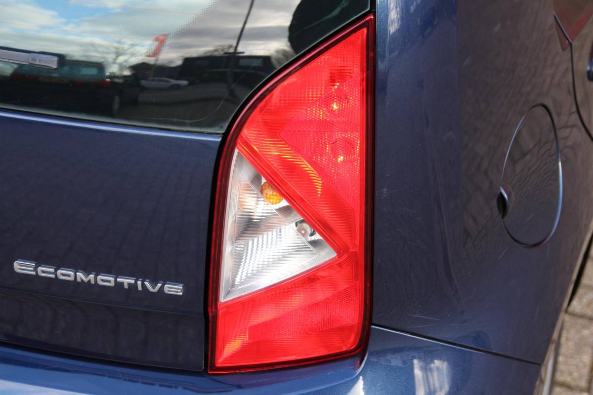 SEAT Mii SEAT Mii 1.0 60pk Style Dynamic | NL-auto | 5 deuren | Airco | Elek. ramen | Centr. deurvegr. | Metallic lak | Stuurbekrachtiging |