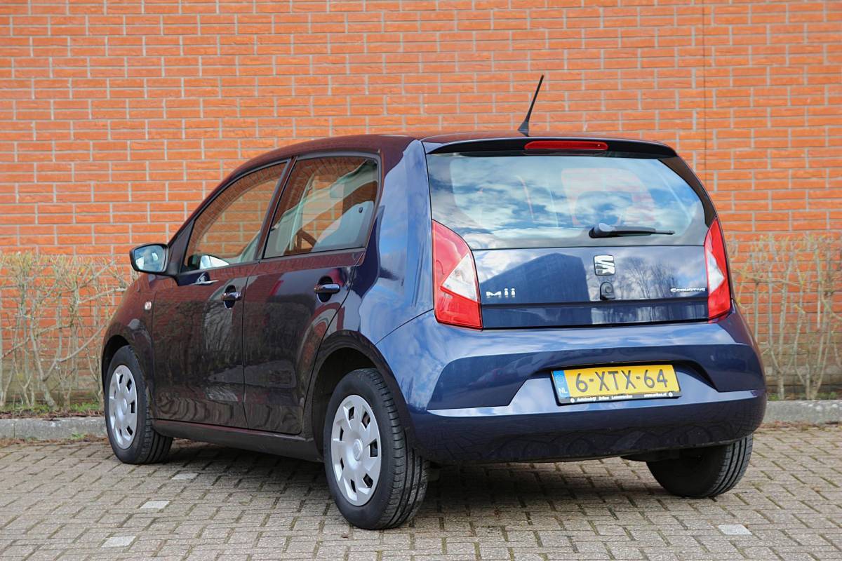 SEAT Mii SEAT Mii 1.0 60pk Style Dynamic | NL-auto | 5 deuren | Airco | Elek. ramen | Centr. deurvegr. | Metallic lak | Stuurbekrachtiging |