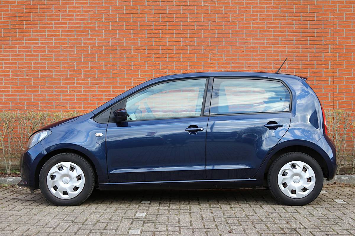 SEAT Mii SEAT Mii 1.0 60pk Style Dynamic | NL-auto | 5 deuren | Airco | Elek. ramen | Centr. deurvegr. | Metallic lak | Stuurbekrachtiging |