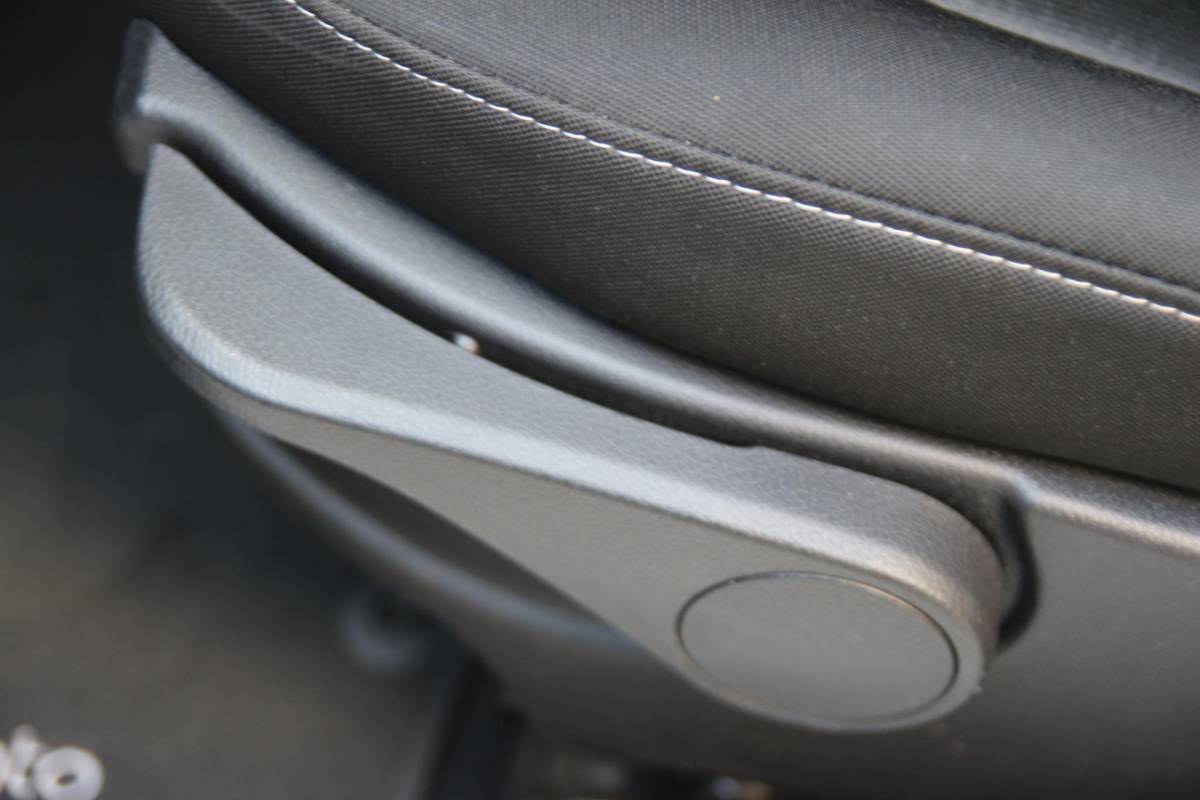 Kia Picanto Kia Picanto 1.0 CVVT ISG 69pk Plus Pack | NL-auto | 5 deuren | Airco | Centr. deurvegr. | Elek. ramen | Lichtmetalen velgen | Stuurbekrachtiging |
