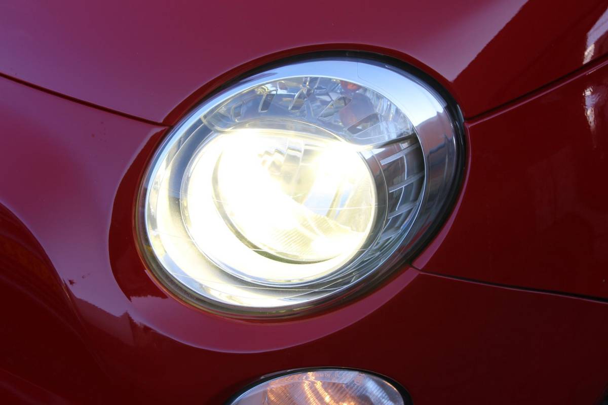Fiat 500C Fiat 500 C 0.9 TwinAir 86pk Lounge | NL-auto | Cabrio | Airco | Parkeersensoren | Elek. ramen | Centr. deurvergr. | Lichtmetalen velgen | Stuurbekrachtiging | lederen bekleding |
