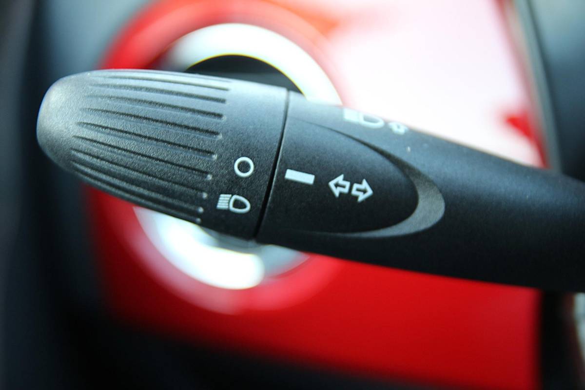 Fiat 500C Fiat 500 C 0.9 TwinAir 86pk Lounge | NL-auto | Cabrio | Airco | Parkeersensoren | Elek. ramen | Centr. deurvergr. | Lichtmetalen velgen | Stuurbekrachtiging | lederen bekleding |