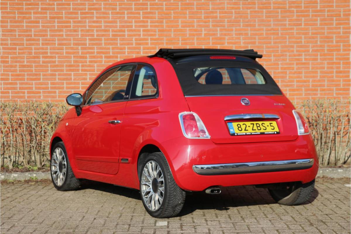 Fiat 500C Fiat 500 C 0.9 TwinAir 86pk Lounge | NL-auto | Cabrio | Airco | Parkeersensoren | Elek. ramen | Centr. deurvergr. | Lichtmetalen velgen | Stuurbekrachtiging | lederen bekleding |