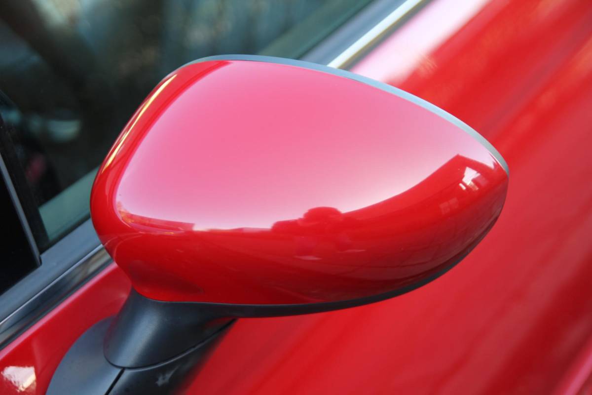 Fiat 500C Fiat 500 C 0.9 TwinAir 86pk Lounge | NL-auto | Cabrio | Airco | Parkeersensoren | Elek. ramen | Centr. deurvergr. | Lichtmetalen velgen | Stuurbekrachtiging | lederen bekleding |
