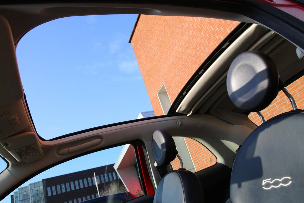 Fiat 500C Fiat 500 C 0.9 TwinAir 86pk Lounge | NL-auto | Cabrio | Airco | Parkeersensoren | Elek. ramen | Centr. deurvergr. | Lichtmetalen velgen | Stuurbekrachtiging | lederen bekleding |