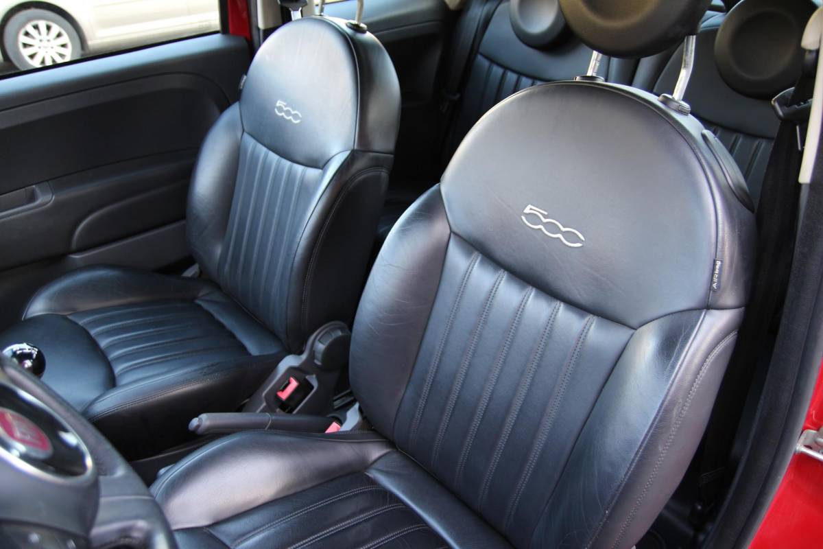 Fiat 500C Fiat 500 C 0.9 TwinAir 86pk Lounge | NL-auto | Cabrio | Airco | Parkeersensoren | Elek. ramen | Centr. deurvergr. | Lichtmetalen velgen | Stuurbekrachtiging | lederen bekleding |