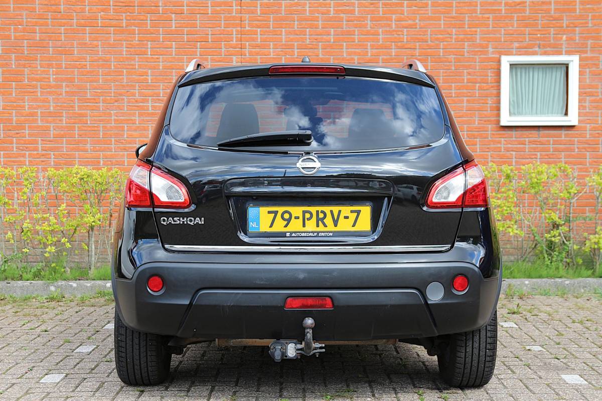 Nissan QASHQAI Nissan Qashqai 2.0 141pk Tekna | NL-auto | 1.400 kg trekgewicht! | Luxe! | Navigatie | Pano dak | Elek. ramen | Climate control | Cruise control | Leder | Stoelverwarming | Trekhaak |