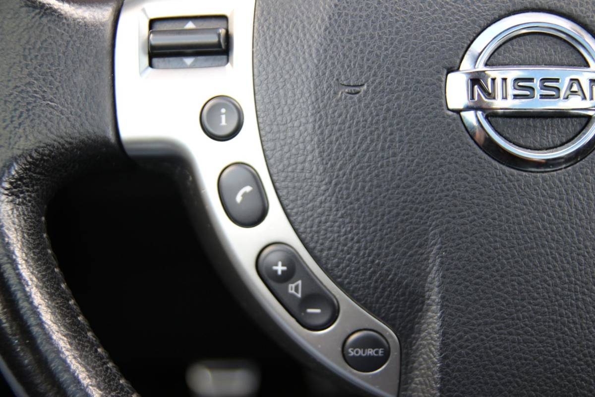 Nissan QASHQAI Nissan Qashqai 2.0 141pk Tekna | NL-auto | 1.400 kg trekgewicht! | Luxe! | Navigatie | Pano dak | Elek. ramen | Climate control | Cruise control | Leder | Stoelverwarming | Trekhaak |