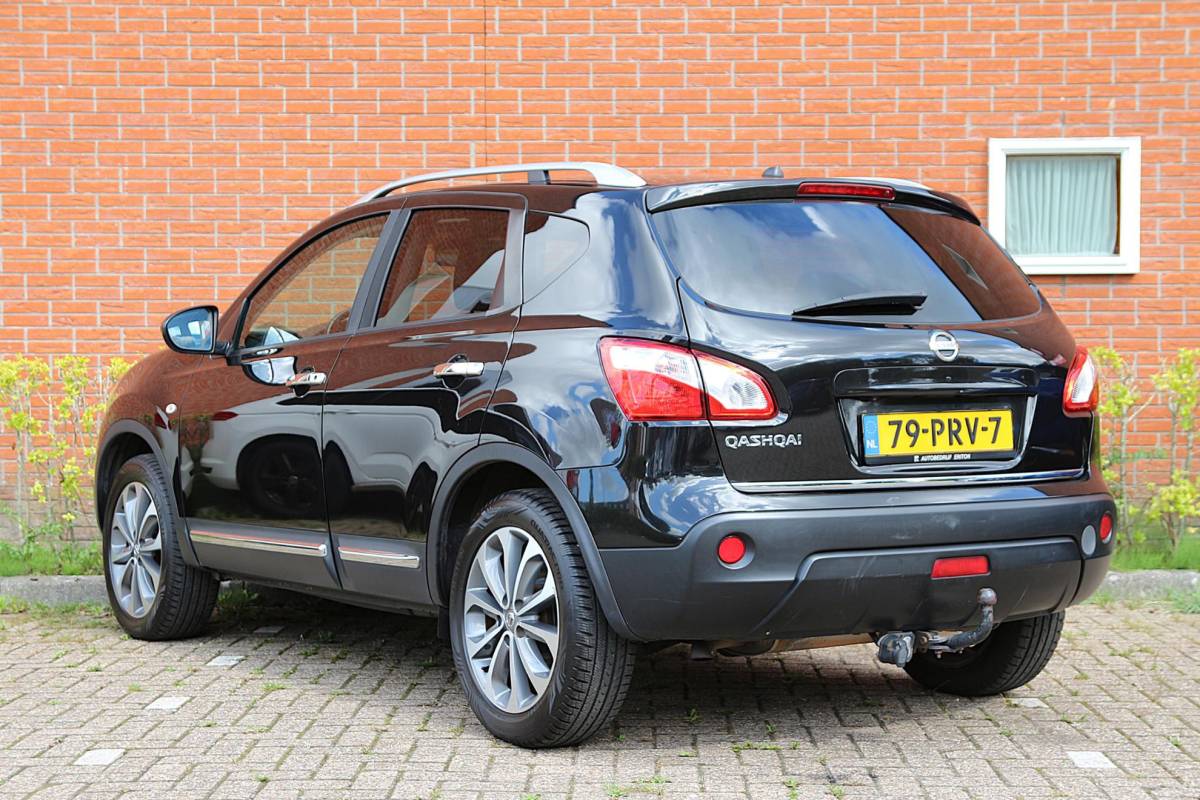 Nissan QASHQAI Nissan Qashqai 2.0 141pk Tekna | NL-auto | 1.400 kg trekgewicht! | Luxe! | Navigatie | Pano dak | Elek. ramen | Climate control | Cruise control | Leder | Stoelverwarming | Trekhaak |