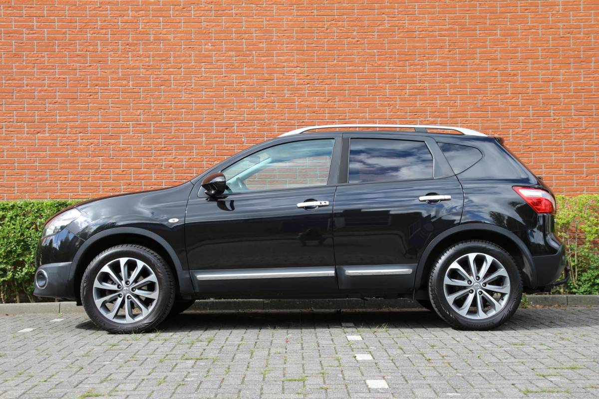 Nissan QASHQAI Nissan Qashqai 2.0 141pk Tekna | NL-auto | 1.400 kg trekgewicht! | Luxe! | Navigatie | Pano dak | Elek. ramen | Climate control | Cruise control | Leder | Stoelverwarming | Trekhaak |