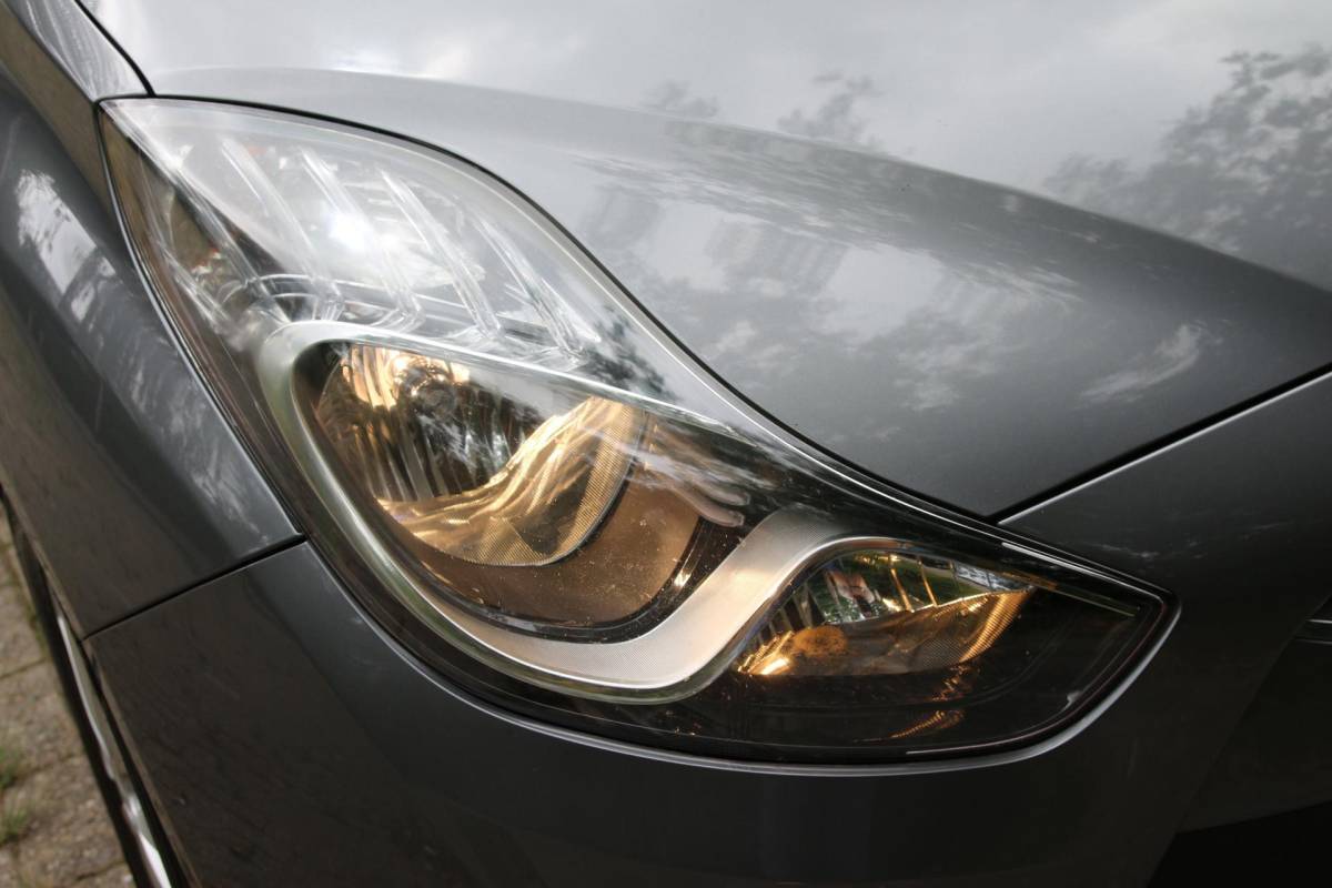 Hyundai ix20 Hyundai ix20 1.4i 90pk i-Vision | NL-auto | 5 deuren | Climate control | Cruise control | Centr. deurvegr. | Lichtmetalen velgen | Elek. ramen | Radio | Trekhaak |