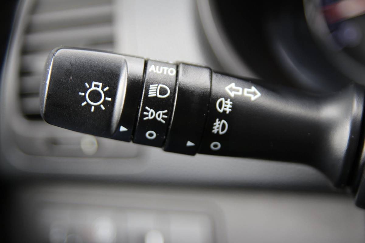 Hyundai ix20 Hyundai ix20 1.4i 90pk i-Vision | NL-auto | 5 deuren | Climate control | Cruise control | Centr. deurvegr. | Lichtmetalen velgen | Elek. ramen | Radio | Trekhaak |