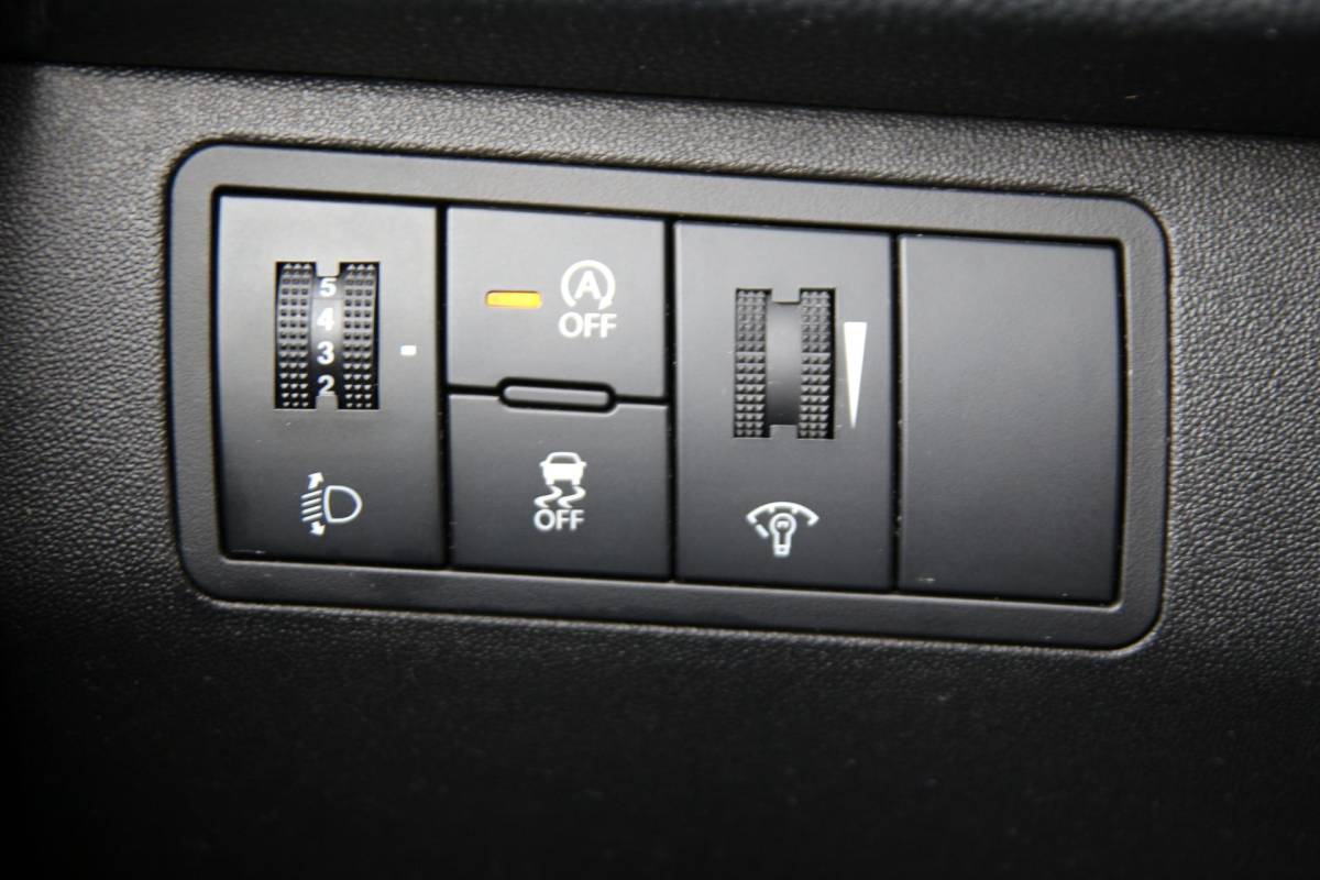 Hyundai ix20 Hyundai ix20 1.4i 90pk i-Vision | NL-auto | 5 deuren | Climate control | Cruise control | Centr. deurvegr. | Lichtmetalen velgen | Elek. ramen | Radio | Trekhaak |