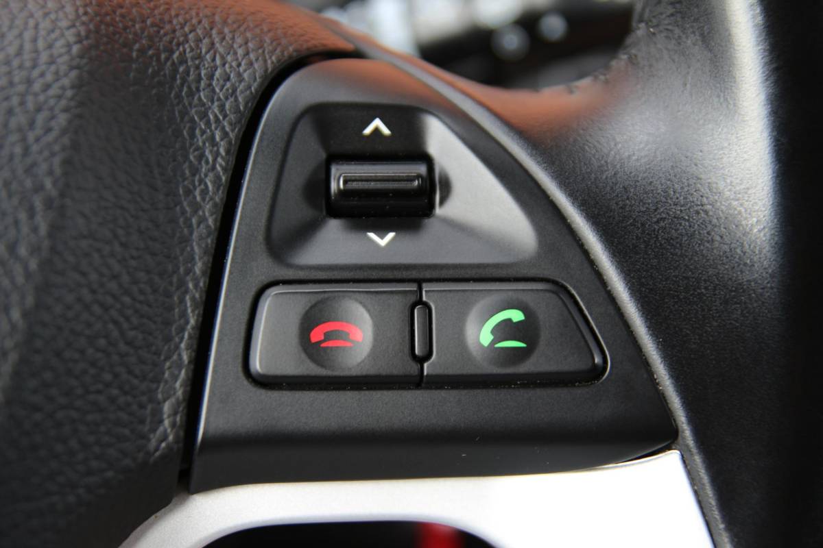 Kia Picanto Kia Picanto 1.0 CVVT 70pk BusinessLine | NL-auto | 5 deuren | Airco | Elek. ramen | Radio | Metallic lak | Stuurbekrachtiging |