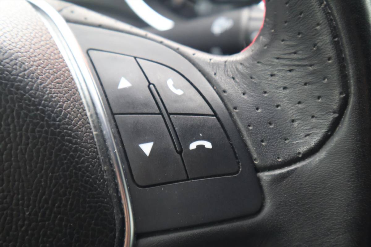 Alfa Romeo Giulietta Alfa Romeo Giulietta 1.4 TURBO MULTIAIR Super 150pk | Navi | PDC | Climate | Cruise