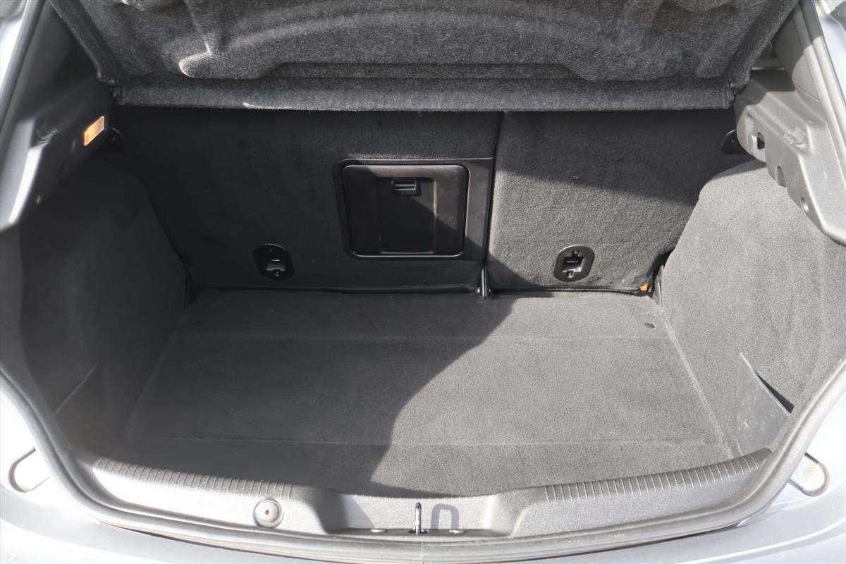 Alfa Romeo Giulietta Alfa Romeo Giulietta 1.4 TURBO MULTIAIR Super 150pk | Navi | PDC | Climate | Cruise