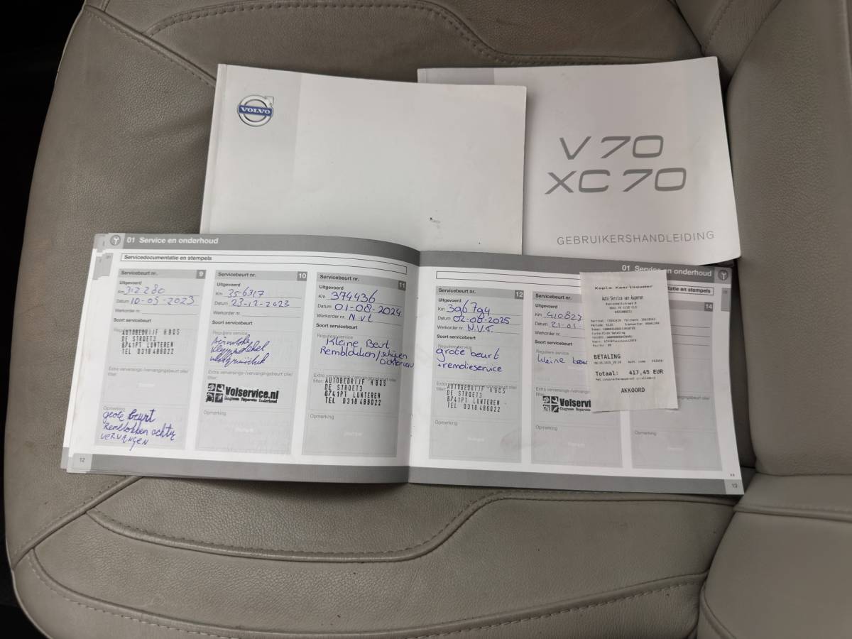 Volvo V70 Volvo V70 2.0 D4 Nordic+ Luxury-Line *PANO | LEATHER | XENON | MEMORY-PACK | SENSUS-CONNECT-AUDIO | HEATED-COMFORTSEATS | NAVI-FULLMAP | ECC | PDC | CRUISE | 17”ALU*